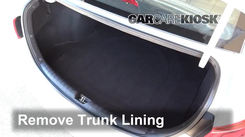 2018 Hyundai Accent SEL 1.6L 4 Cyl. Pneus et roues Changer un pneu crevé